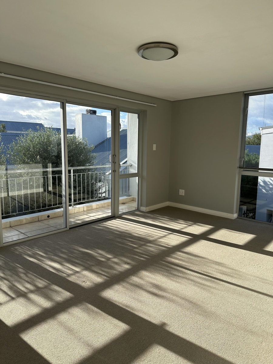 To Let 2 Bedroom Property for Rent in Lemoenkloof Western Cape